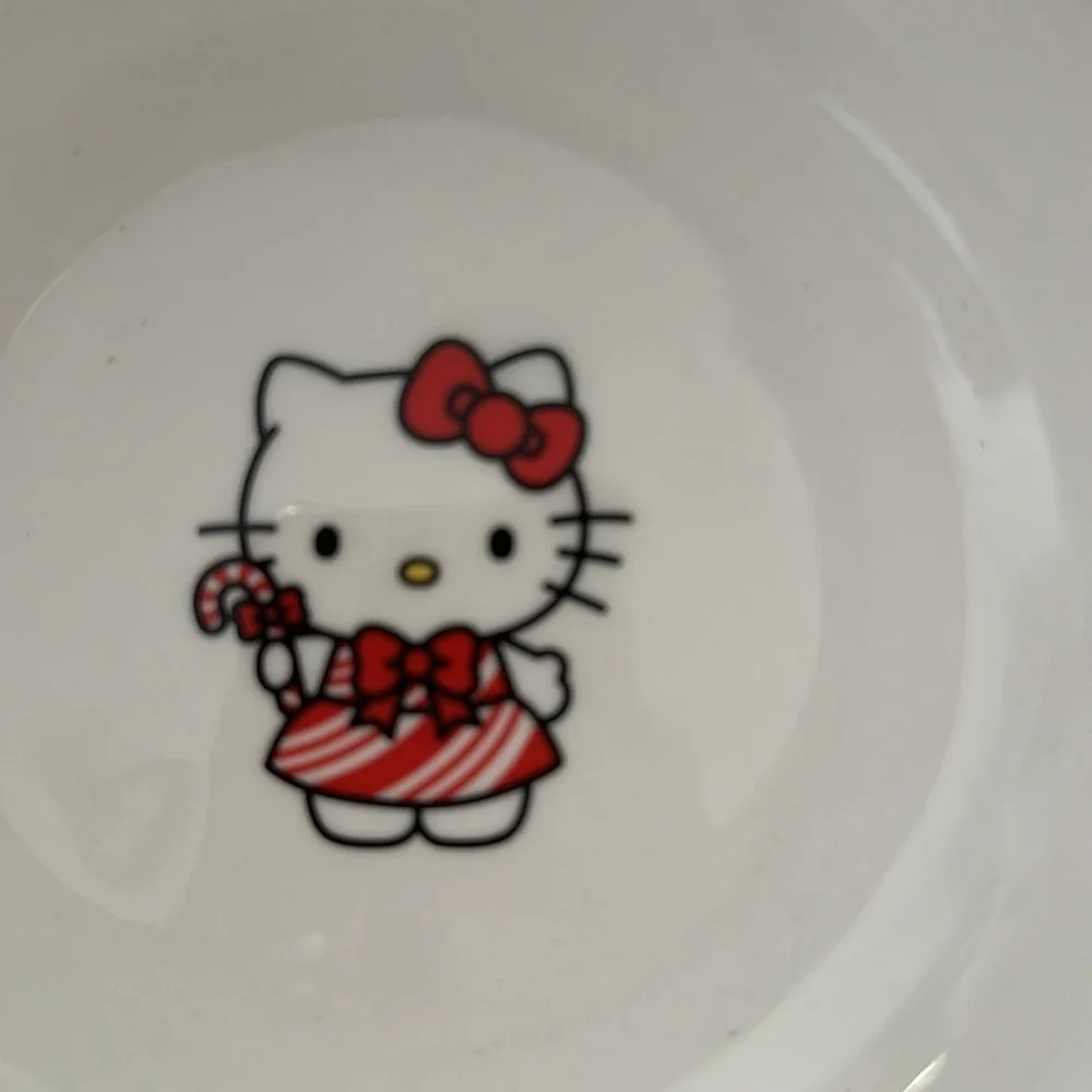 🎅🏻🎄Hello Kitty Christmas Cereal Bowls Set Of 4🤶🏻🎁